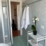 Tiburtina Sky Loft Apartman *